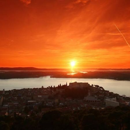 Apartment Heli Sibenik Bagian luar foto